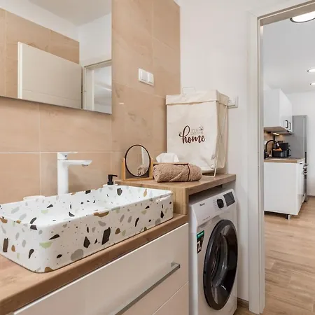 Peace Apartment *