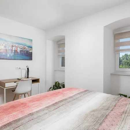 Peace Apartment